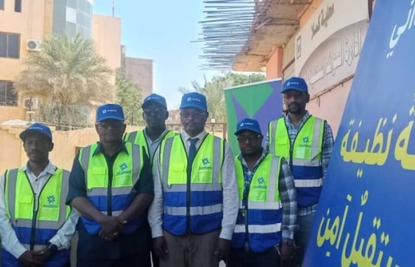 محلية كسلا تتسلم 15 حاوية نظافة ضمن مبادرة مجتمعية من شركة سوداني – اون سودان