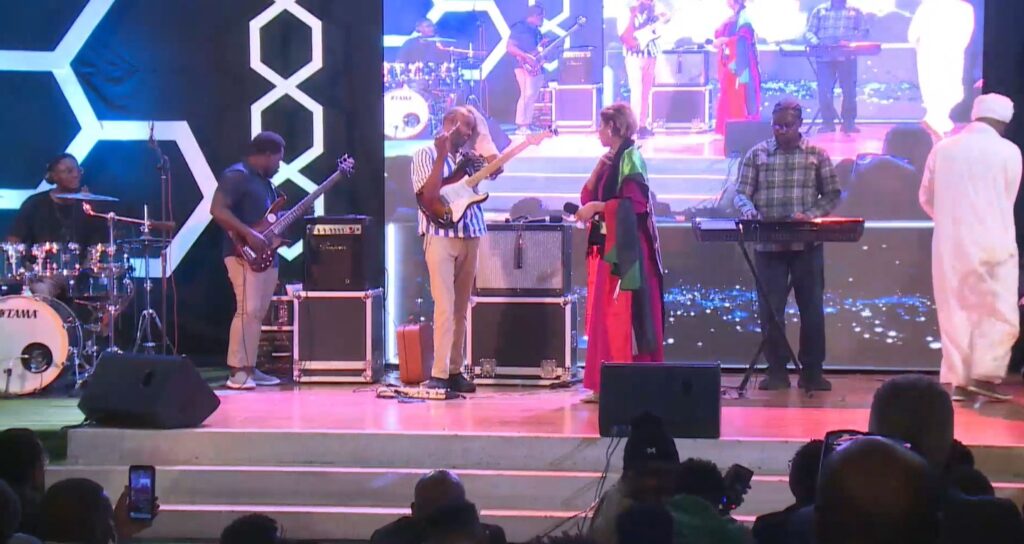 فلنغني للسلام، أزهري محمد علي، نانسي عجاج، أبوبكر سيد أحمد، محمد تروس، فعاليات سودانية، فعاليات السودان، كمبالا، السلام في السودان، وقف الحرب في السودان، فن سوداني، ثقافة سودانية، جالية سودانية، تغطيات الخرطوم، alkhartoum.com، الخرطوم دوت كوم، مبادرات السلام، Sudan events، Sudanese art، Sudanese community، Sudan peace، Sudan culture، Sudan music، Khartoum news، Khartoum events