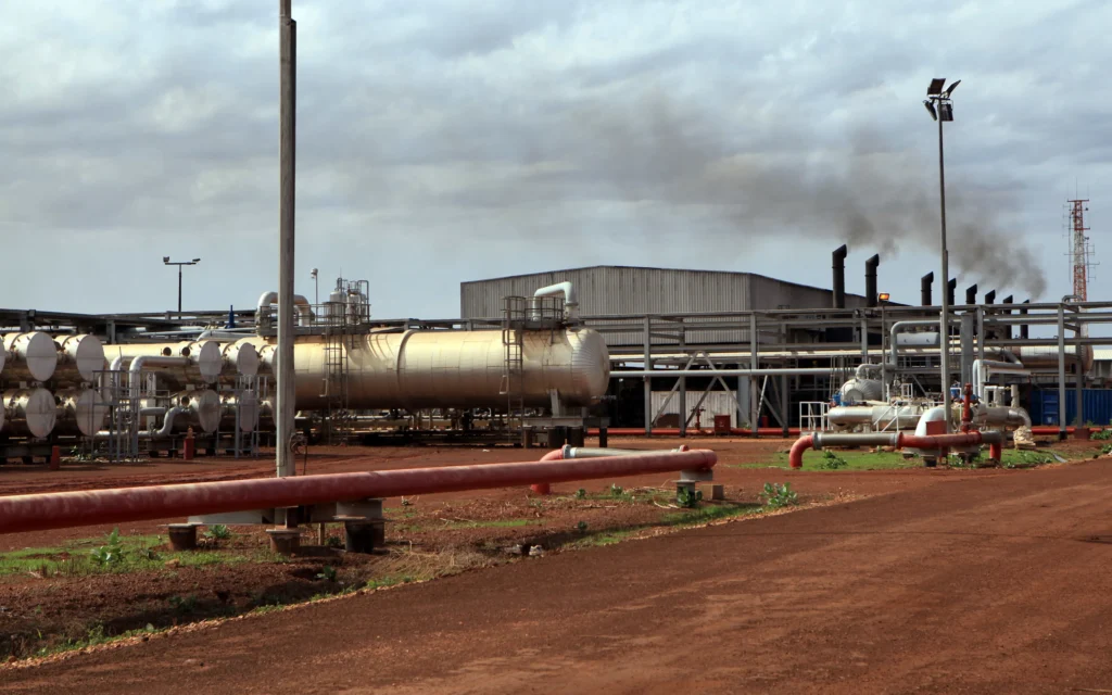 مصادر عسكرية تكشف تفاصيل انسحاب الجيش السوداني من هجليج… إعادة تموضع أم خطوة تكتيكية؟