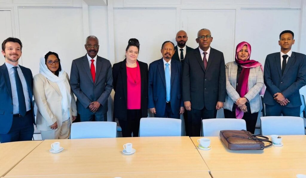 حمدوك يبحث في باريس مع الخارجية الفرنسية سبل وقف الحرب في السودان